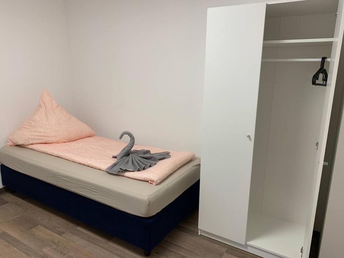 קלן Central Private Rooms In Popular Neighborhood! מראה חיצוני תמונה