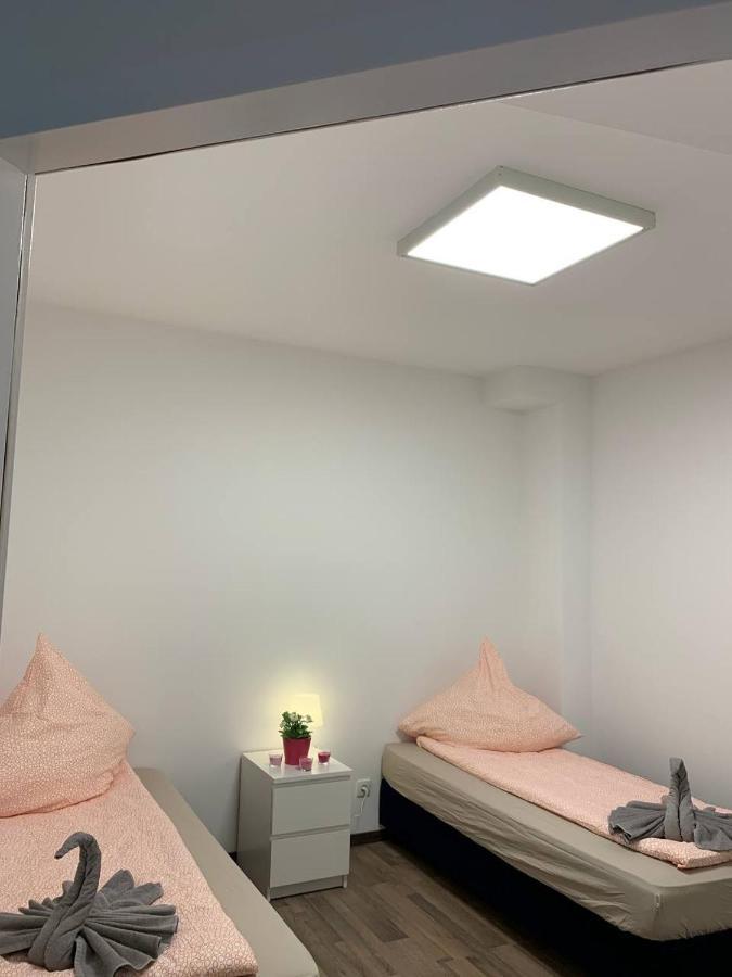 קלן Central Private Rooms In Popular Neighborhood! מראה חיצוני תמונה