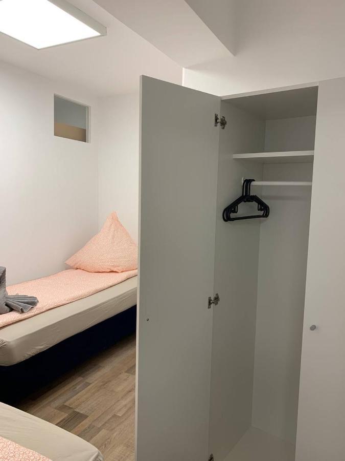 קלן Central Private Rooms In Popular Neighborhood! מראה חיצוני תמונה