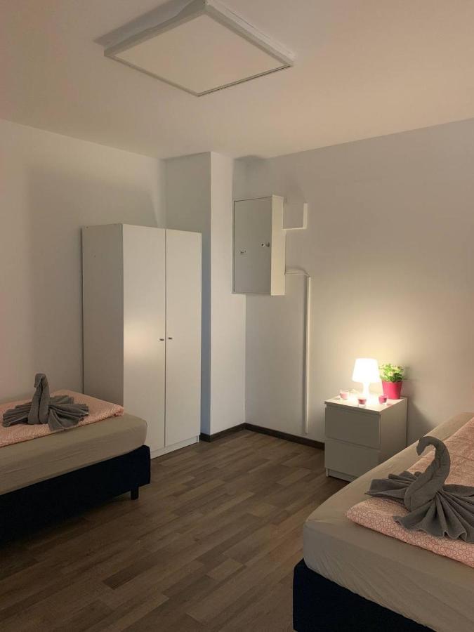 קלן Central Private Rooms In Popular Neighborhood! מראה חיצוני תמונה