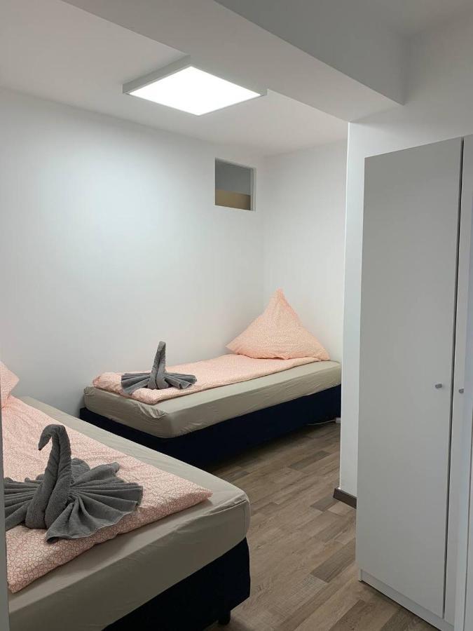קלן Central Private Rooms In Popular Neighborhood! מראה חיצוני תמונה