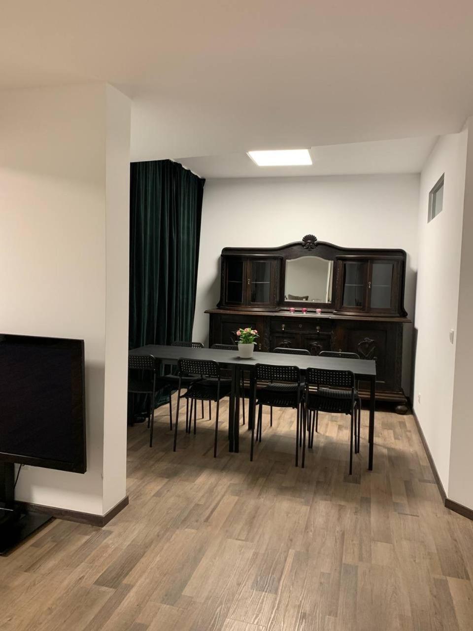 קלן Central Private Rooms In Popular Neighborhood! מראה חיצוני תמונה